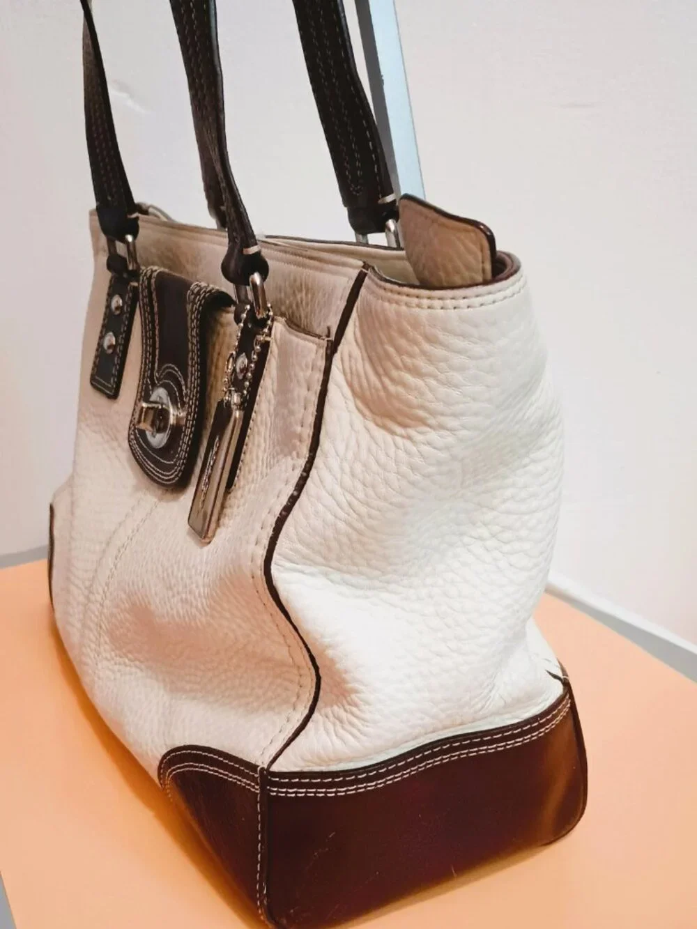 Coach legacy white